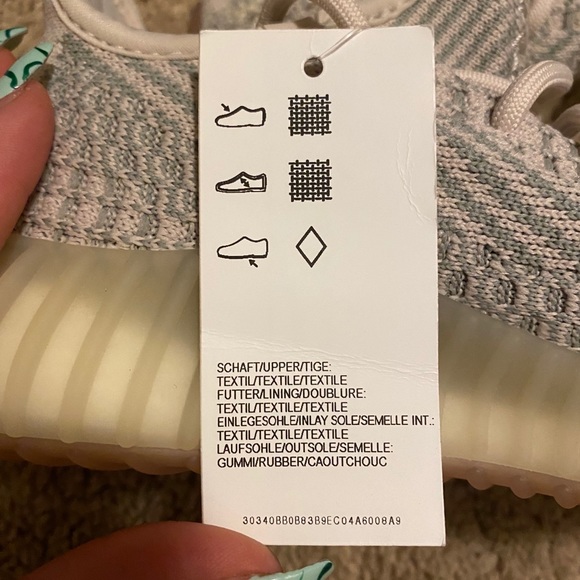 Yeezy Boost 350 V2 Citrin (Non-Reflective) NWT - Picture 11 of 12
